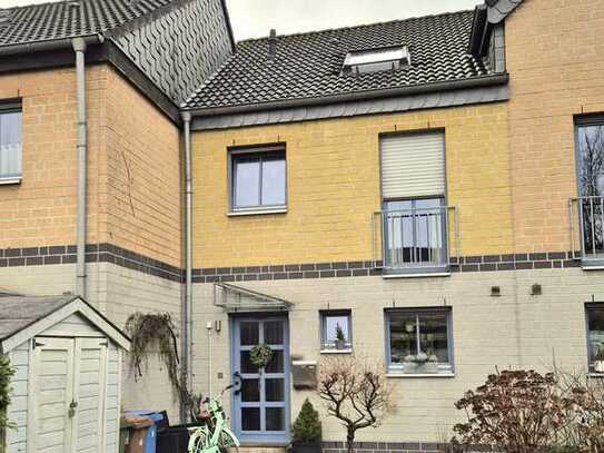 4,5-Zimmer-Reihenmittelhaus in Oberhausen-Buschhausen, Bachstr.