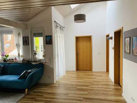 Modernisierte 5-Zimmer-Wohnung mit Balkon und EBK in Rottweil Bühlingen