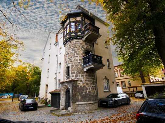 Klassische Eleganz mit Turmzimmer – Eigentumswohnung im historischen Stadtkern