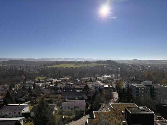 Wohnen Sie über den Dächern von Leutkirch! Große Penthouse-Wohnung mit genialer Bergsicht!