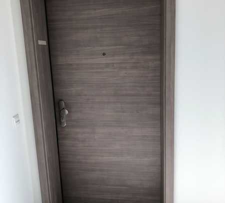 In 83404 Ainring v. Privat: 3,5 Zimmer-Wohnung mit Balkon