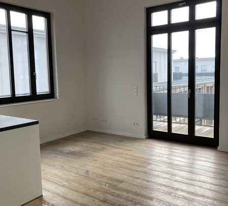 direkt am Main! 3-Zimmer-Loft mit Balkon im Industridenkmal Hattersheim bei Frankfurt