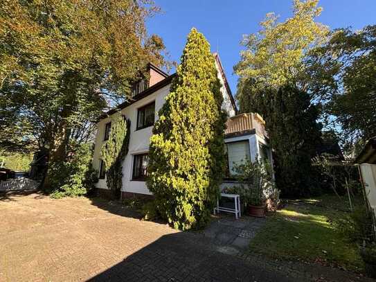 Traumgrundstück mit Ein- bis Zweifamilienhaus - Modernisieren oder Neubau - beides möglich!