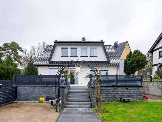 Idyllisches Einfamilienhaus mit großer Terrasse, Garten und Einliegerwohnung in Hermsdorf