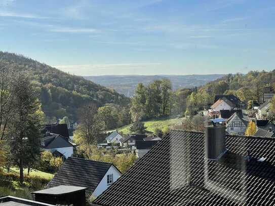 Ansprechende 3-Raum-EG-Wohnung mit Fernblick und gehobener Innenausstattung in Gummersbach Lobscheid