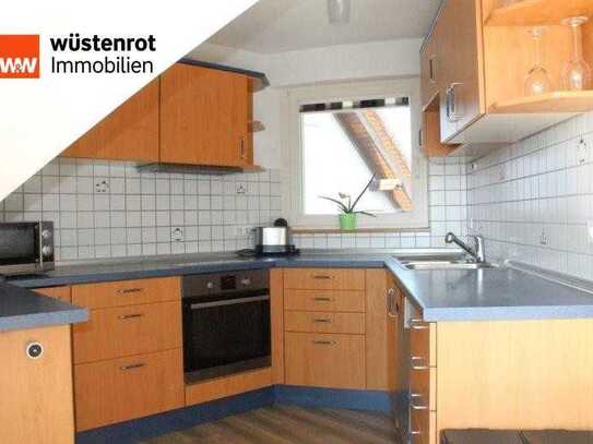 Maisonette-Wohnung mit eigenem Zugang aussen - tolle Weitsicht und Carportplatz inklusive -