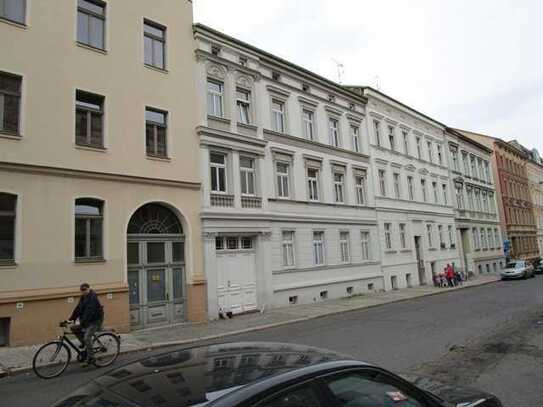 3 Raum Wohnung in Halle (Saale) in TOP Lage ( WG geeignet ) incl. EBK