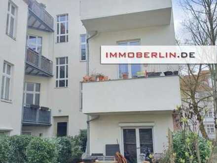 IMMOBERLIN.DE - Familienfreundliche Altbauwohnung mit Pkw-Stellplatz in feiner Lage