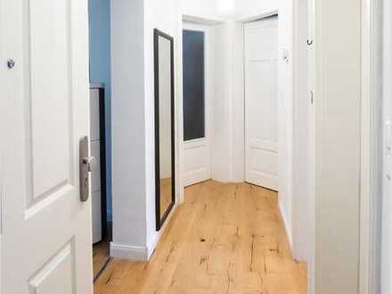 Wunderschöne modernisierte Altbauwohnung mit Holzofen direkt an Wertach und A8- perfekt für Pendler