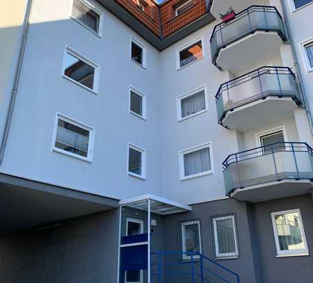 schöne 4 Raum Wohnung mit Balkon im Dachgeschoss