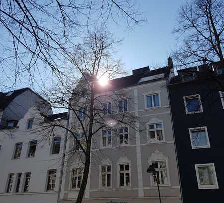 Modernes Maisonette im Jugendstilhaus Flingern Nord