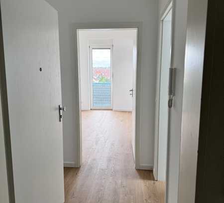 Geschmackvolle 1-Zimmer-DG-Wohnung mit Balkon in Langen