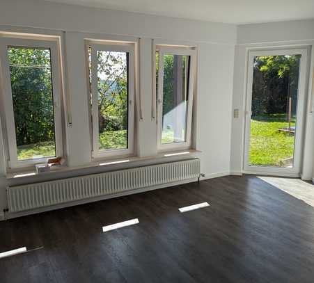 Ruhige 2-Raum-Wohnung in Eppstein mit Gartenblick - Ideal für Pendler