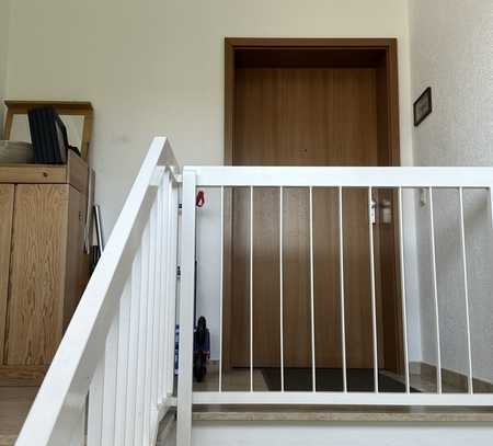 Exklusive 5-Zimmer Maisonette Wohnung mit EBK in Karben, nahe Frankfurt am Main