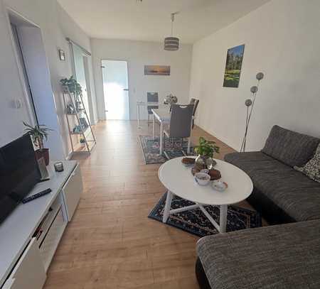 Nachmieter gesucht: Helle & Modernisierte 2-Zimmer-Wohnung in Toplage-Zetrumslage