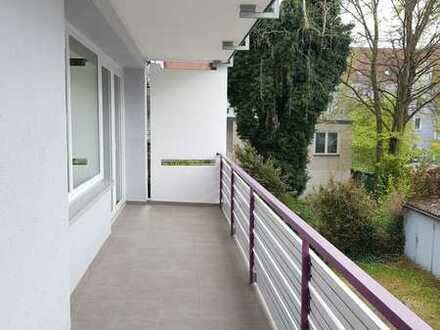 Schöne 4-Zimmer-Wohnung im 1. Obergeschoss mit großem Balkon in Kaiserslautern