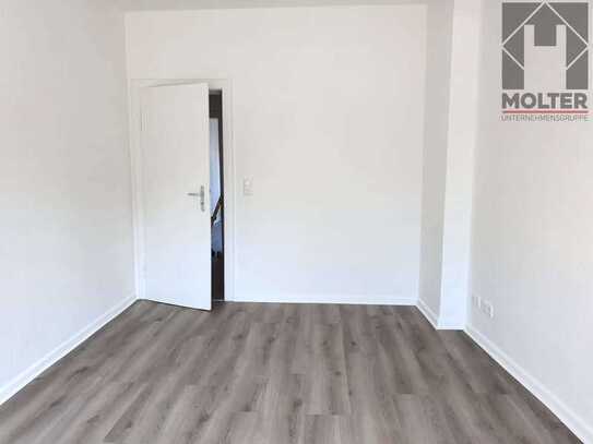 Wunderschöne und helle 3-Zimmer-Wohnung mit kleinem Balkon in zentraler Lage! opt. als WG