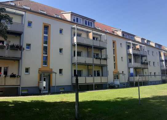 ++ Gemütliche 2-Raum-Wohnung im 2.OG mit Balkon++