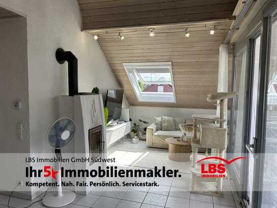 Traumhafte 3-Zimmer-DG-Wohnung mit zusätzlichem 1-Zimmer-Studio im UG