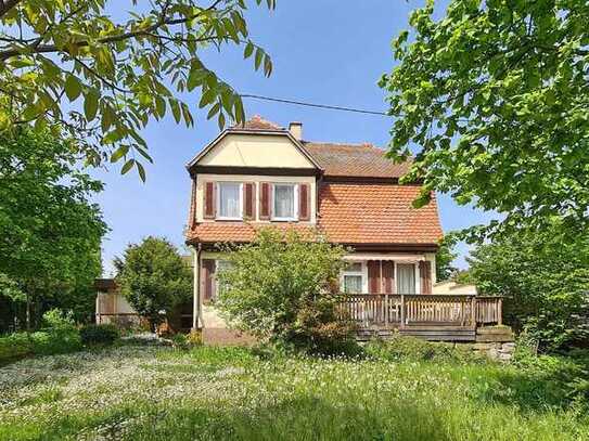 *** Charmantes Wohnhaus mit großem Garten in Heimerdingen! ***