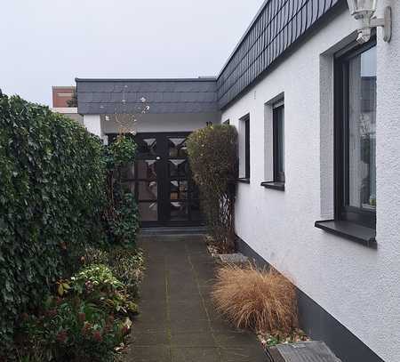 Gut geschnittener Bungalow mit abgeschlossenen Garten zu verkaufen