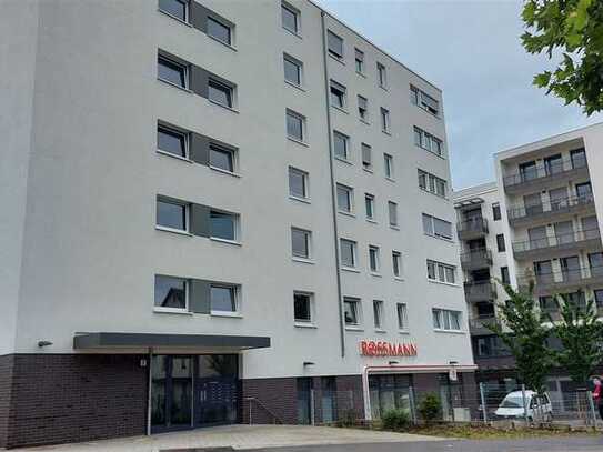 Schöne, helle, 4.Zi.-Whg. mit EKB, Balkon, 2x großen Badezimmern, inkl.1x TG-Stellplatz