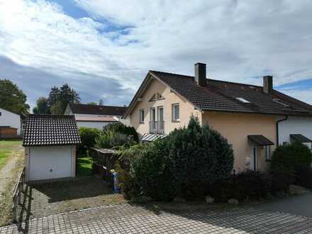 Nähe Eggenfelden - attraktive Doppelhaushälfte mit großzügigem Garten