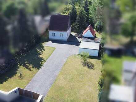 Kleines Einfamilienhaus mit riesigem Traumgrundstück auf dem Land