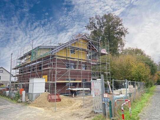 Energieeffiziente Neubau-Dachgeschosswohnung in Clarholz!