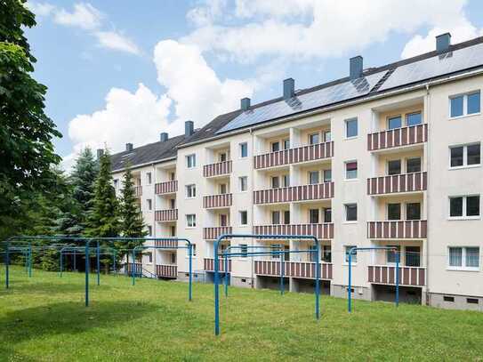 1.000 EUR Möbelgutschein* für 3-Zimmer-Wohnung im Erzgebirge zu vermieten! Frisch renoviert!