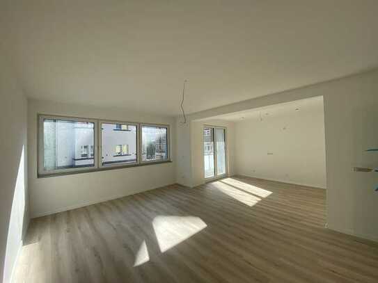 Sanierte 3,0-Zimmer- Wohnung mit Balkon in Hagen zu vermieten