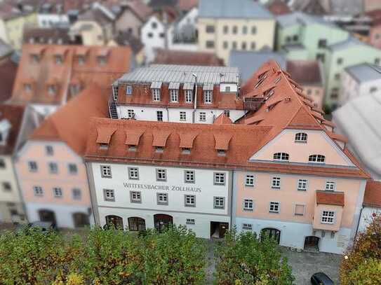 Vilshofen: Traumhaft große 3-Zimmer-Wohnung, vermietet, in historischem Gebäude - Denkmalschutz