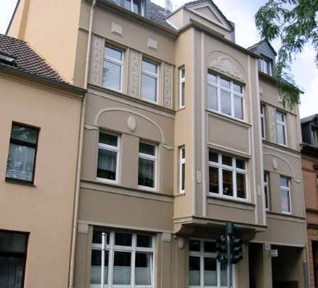 Dreizimmerwohnung im Jahrhundertwende-Altbau