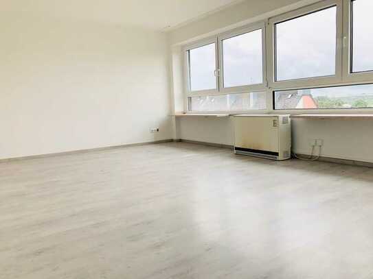 Frisch renovierte 1-Zi.-Wohnung mit Aufzug in Duisburg Zentrum
