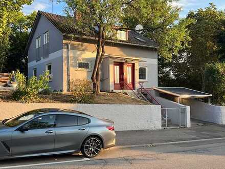 Charmantes 1 Familienhaus mit großem Garten * nähe Schloßpark