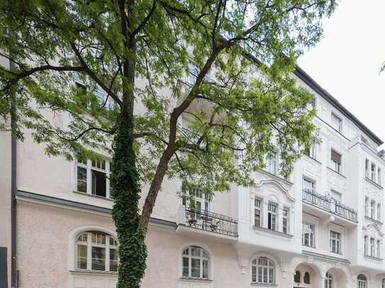 Stilvolle 5-Zimmer-Wohnung im majestätischen Altbau – Sanierung nach Ihren Wünschen!