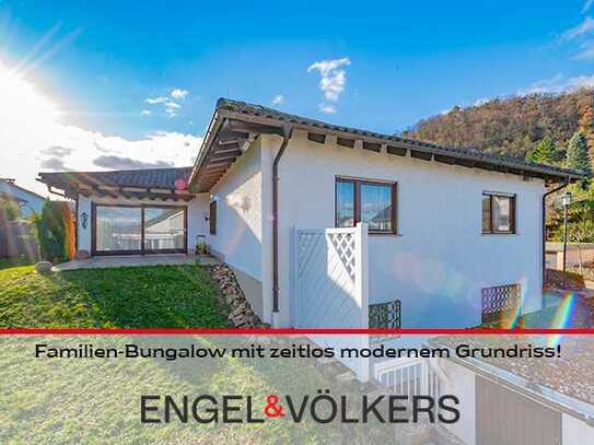 Spitzenlage Sonnenwende: Familien-Bungalow mit zeitlos modernem Grundriss!