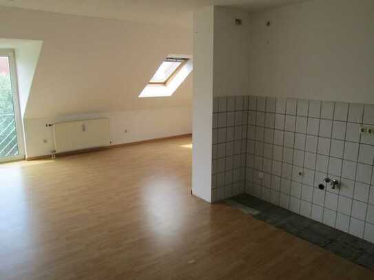 Modernisierte 2 Zimmer-Wohnung im grünen am Hageberg