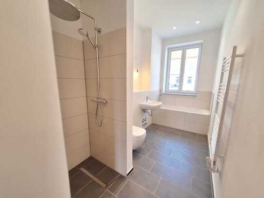 Familienwohn(t)raum: 4-Zimmer-Wohnung I Tageslichtbad I Einbauküche I Balkon - mitten in Leipzig!