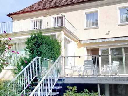 Koblenz: Schönes Einfamilienhaus - Ruhige Lage am Rheinarm - Großer Garten - Zwei Terrassen–Garage