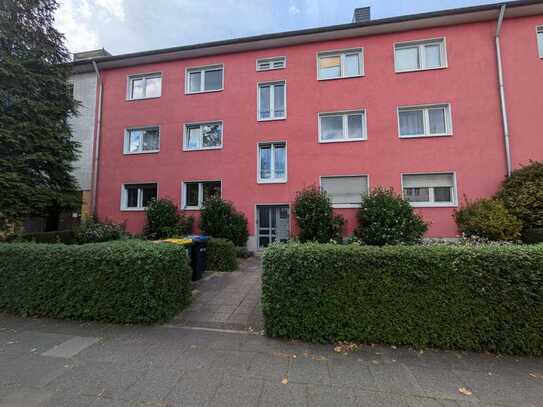 Sanierte 3-Zimmer-Wohnung mit Balkon in Köln Klettenberg (von Privat)