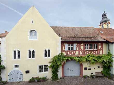 „repräsentativ historisches Ambiente“ für Einzelhandel, Büro, Praxis im Herzen der Altstadt