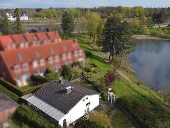 Ebenerdiges Wohnen in zurückgezogener Lage am Wasser