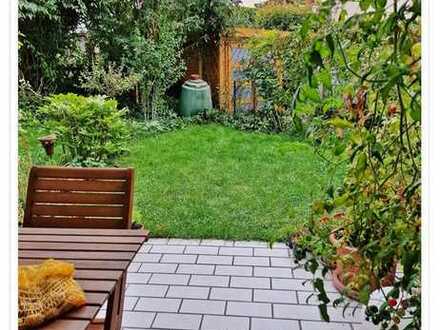 2-Zimmer-Terrassenwohnung mit Garten und 2 Pkw Außen Stellplätze- in ruhiger Lage – zu verkaufen