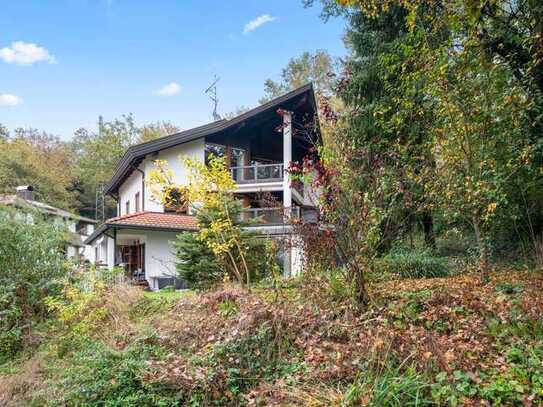 Hier lässt es sich leben: Architektenhaus in Aussichtslage, Kreisstadt Emmendingen