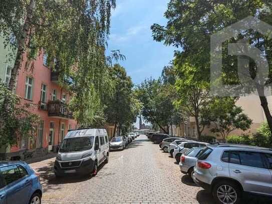 Charmante 2-Zimmer-Altbauwohnung im Herzen des Simon-Dach-Kiezes