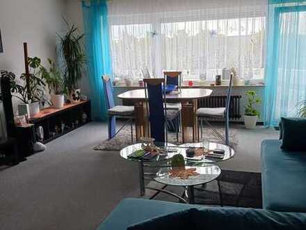Tolle 3 Zimmer Wohnung mit EBK, Balkon, Keller und TG-Stellplatz