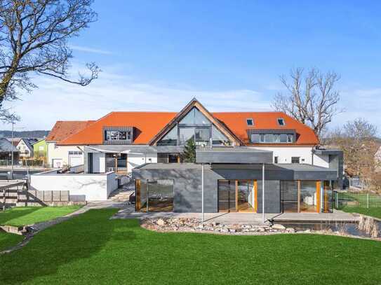 Ehemalige Kartonagenfabrik erstrahlt als außergewöhnliches Wohnhaus in ...