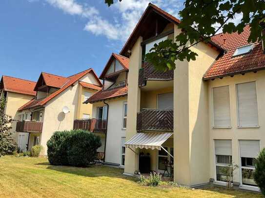 FLOTTE 2 RAUM-WOHNUNG MIT BALKON UND TIEFGARAGE IM 1.OBERGESCHOSS!