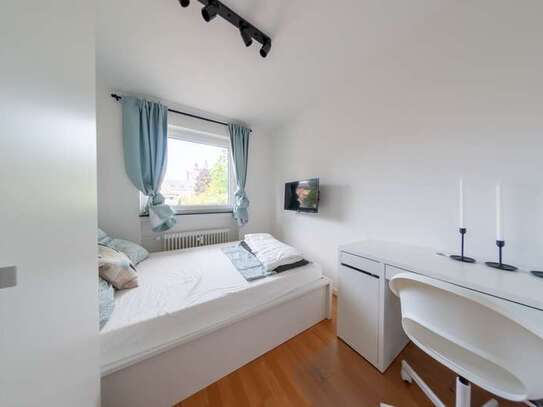 +++ Furnished room in 60386 +++